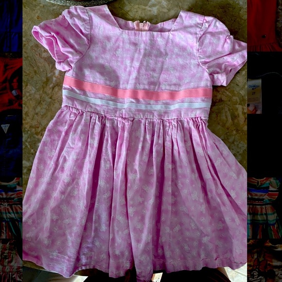 Beautiful formal dress! - Picture 2 of 4